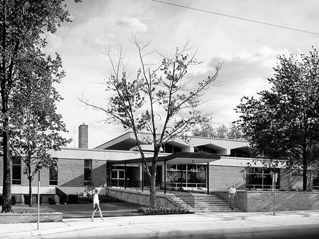 Image of the library from the past.